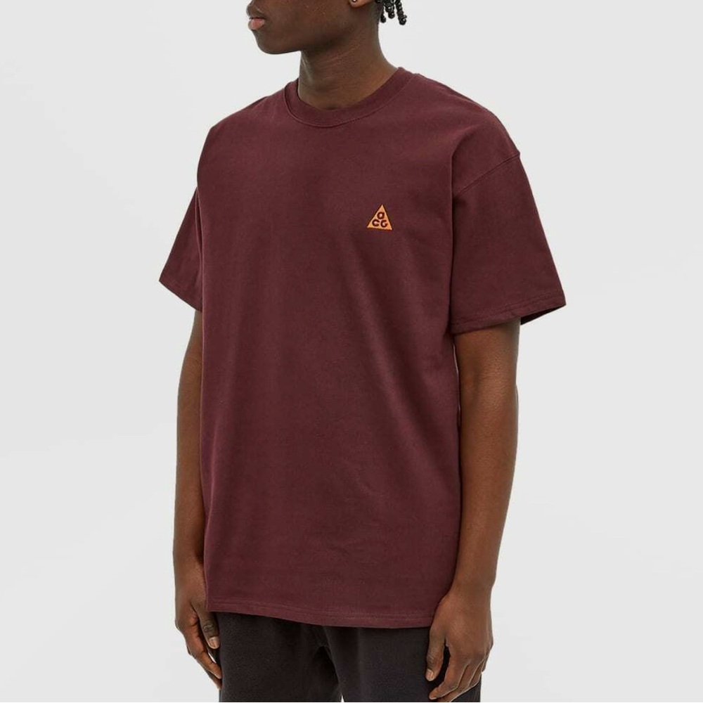 Nike ACG Men's Short Sleeve T Shirt DC4081-643 New With Tags DEEP BURGUNDY